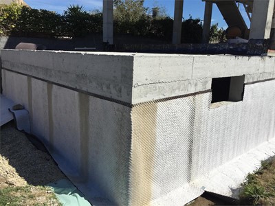 Colocación de dranje en muro (4).JPG